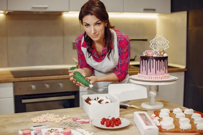 She Fought for the Cake, Not the House: Inside the Stranger-Than-Fiction World of Divorce Food Clauses