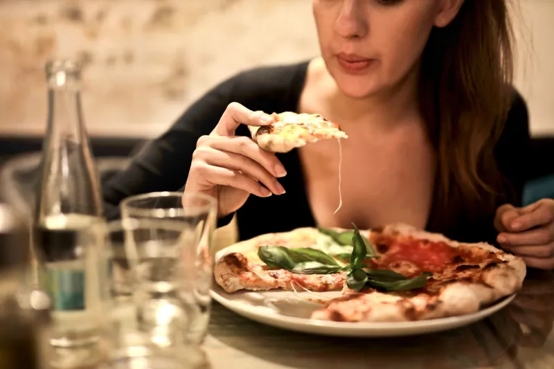 The Goodbye Pizza: How the 'One Last Meal' Ritual Quietly Dooms Your Next Diet